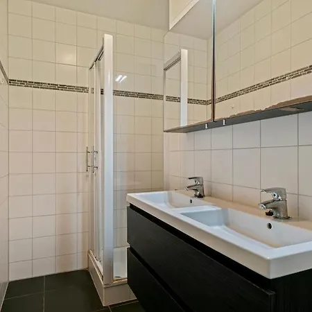 Apartment In Heart Of Brussel City With Balcony View Exterior photo